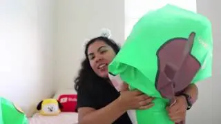 BT21 LINE FRIENDS *UNBOXING* | Angie Rodriguez