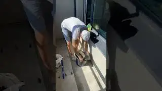 Замена люка от застройщика и укладка плитки на балконе🤘🏼