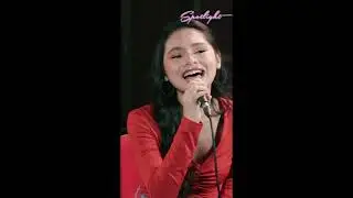 Liana performs 