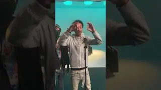 Kai Bandz Teaching 1100Himself How To Dougie.