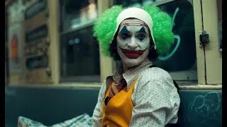 Артур убивает трех парней в метро | Джокер