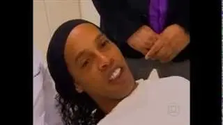 شكل رونالدنيو بعد عملية التجميل