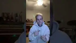 Periscope Broadcaster:Aaron Carter RIP