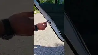 How to open a car child cover?