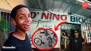 CHOCA VIEJO'S NEW BIKE. What's in the trunk? Surprise on the street at night.