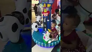 Carousel Riding | AZ’s Fun Time | Kru Minah