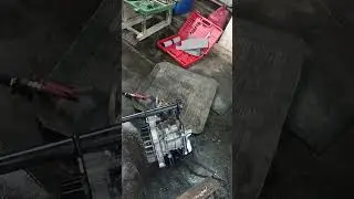 Двухтактный двигатель (Тикси-250) капризничает. Нужна ли опрессовка?