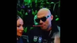 Анатолий под солями? 