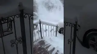 Нас засыпало 🤷‍♀️