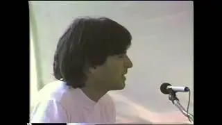 Steve Jobs talks about “simplicity in design”, IDCA, 1983