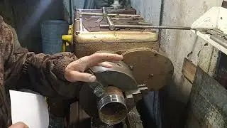 Lathe mod.1615, I manufacture a longitudinal feed limb.
