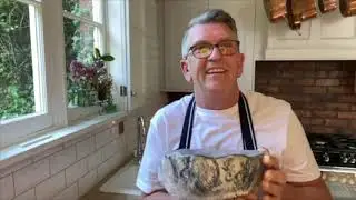 Mike Joyce - How to make sourdough bread