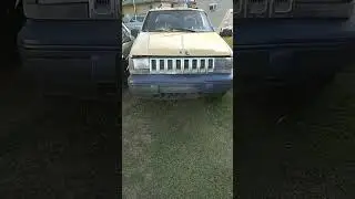 jeep Cherokee trackhawk bumper paint looks so good 👍