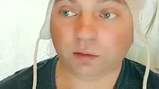 Я не сплетничаю, а другие сплетничают... Просто новости передаю...
