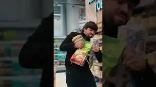 Ай пушти Голиб Синора суд кардан😰 Бо да номи ки нависай😂