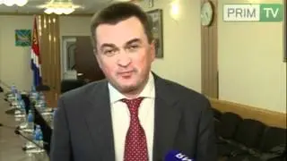 Владимир Миклушевский поздравил женщин Приморья