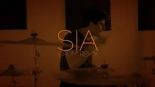 Chris Kamrada - Sia - 