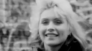 Sunday girl - Debby Harry (french bubbles)