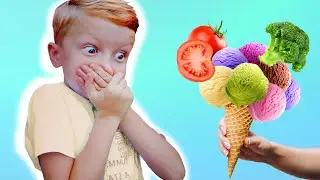 Leo and dad pretend play cooking fruit ice cream