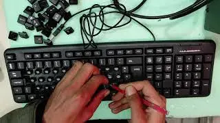 How to change the keyboard layout to QWERTY