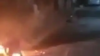 piñata cobra vida entre las llamas
