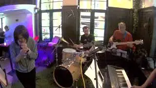 20 Autumn leaves