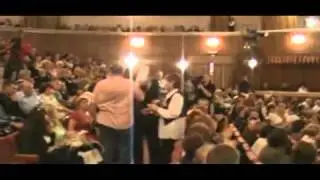 отчет мэра Херсона - журналиста бьют