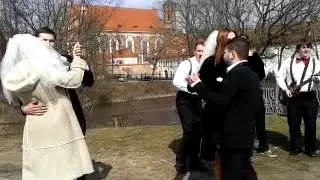 Užupyje atšoktos dvigubos pramogų pasaulio atstovų vestuvės