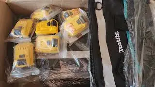Pin Dewalt 2Ah 12V mua 2 tặng giỏ Makita giá tốt 0931172897