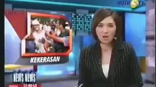 Lagi-lagi..!!! Preman berjubah Putih ombrak-ambrik kaki lima