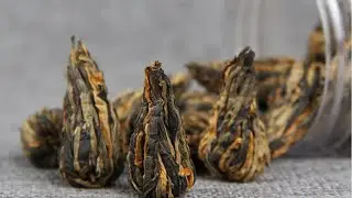 Маленькая красная башня (вязаный чай)