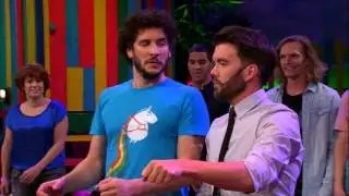 Thomas wordt versierd op de snelweg