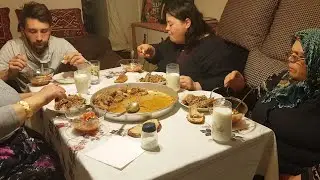 SARMALARI İŞTAH HIZIYLA MİYDEYE YOLLADIK.😂😂