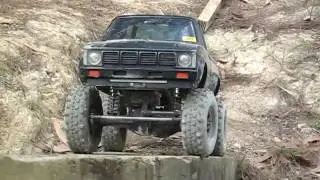 hilux narrow bridge crossing