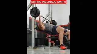 Exercício bastante carga para porção clavicular peitoral