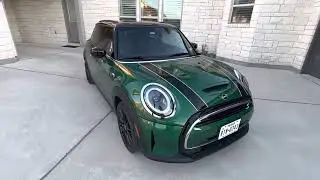 Mini Cooper SE (2023) Exterior and Interior Walk Around