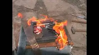 Литиевый и кадмиевый аккумуляторы. Разбор, сравнение конструкции  и воспламенение.