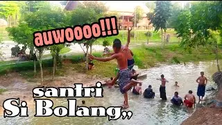keceriaan santri mandi dikali☺🥳