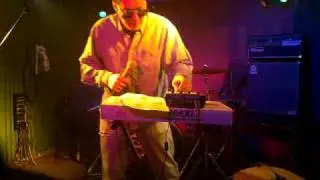 Вася Васин - Не силясь преуспеть за скоротечной модой (Live 22.10.09)