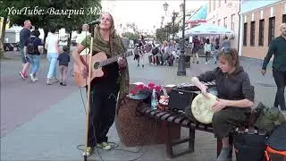 Заводные девчонки-сибирячки поют в Бресте!!!