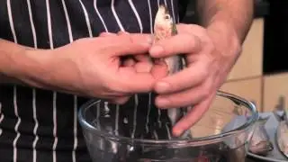 Comment vider des sardines ?