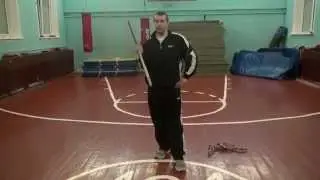 Николай(ВДВ).Уличный бокс.Подготовка рук к ударке (лом, покрышка)