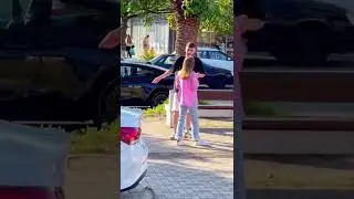 Девушки зачем так ?