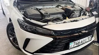 Chevrolet Monza's emblems have been changed to black.