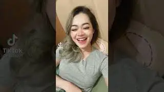 Cewe Bohay Lagi Galau