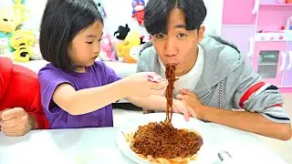 Boram cooking for Friends and other funny stories for kids