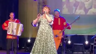 Ах ночь, голубая ночь ! Очень красивое исполнение этой песни !!!