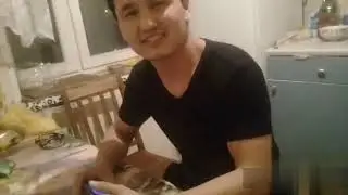 Telefon pioninasida uzbek yigit cholgan 10 ta musiqa