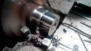 Станок жив. 1К62 от 220 вольт с мотором 5.5 квт