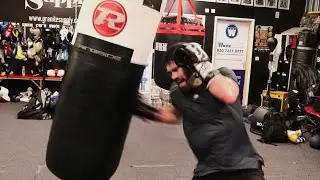 A HINT INTO THE CANELO PLAN?! - JOHN RYDER PUNCHES AND MOVES ON THE HEAVY BAG IN PREP FOR MAY 6TH